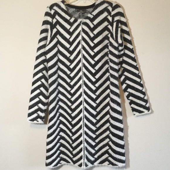 Sioni Sweaters - Furry Eyelash Cardigan Sweater Geometric Pattern